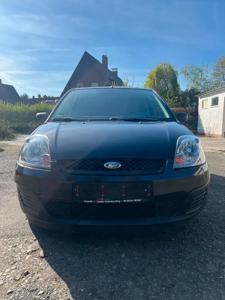 Gebraucht Ford Fiesta 60 PS (44 kW) 2006 Schwarz Kleinwagen