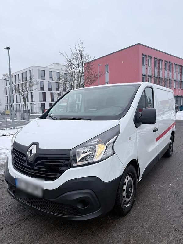 Weiß Gebraucht 2015 Renault Trafic Van / Kleinbus | 6.499 € - Bild 1/4