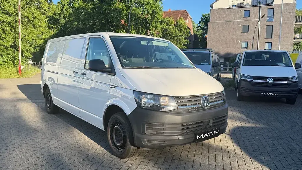 Gebraucht VW Transporter 150 PS (110 kW) 2018 Candyweiß Van