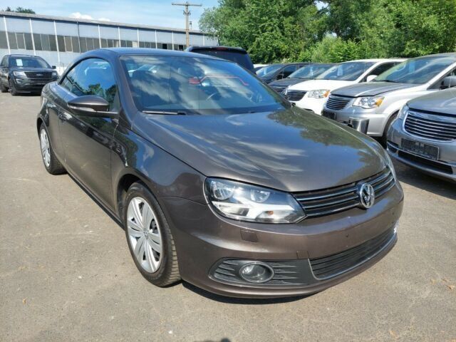 Gebraucht VW Eos 140 PS (102 kW) 2011 Schwarz metallic Cabrio
