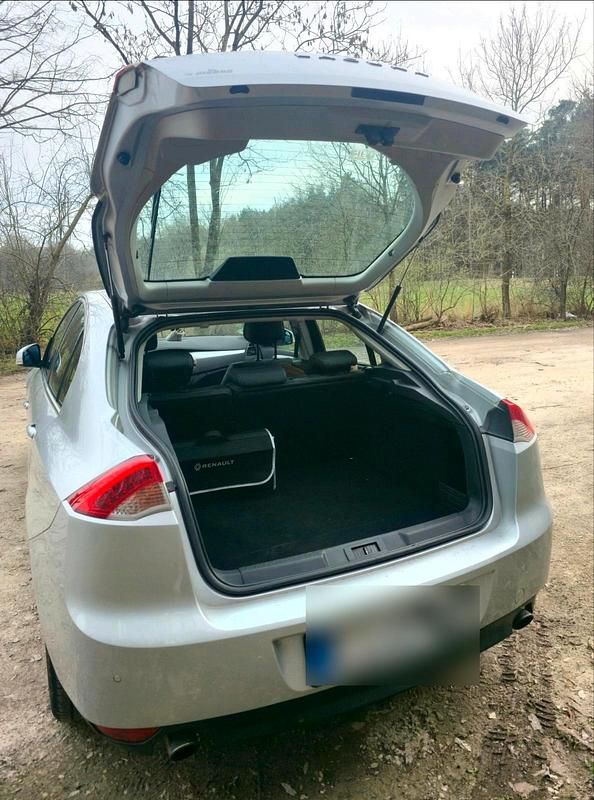 Gebraucht Renault Laguna III 170 PS (125 kW) 2008 Silber Limousine