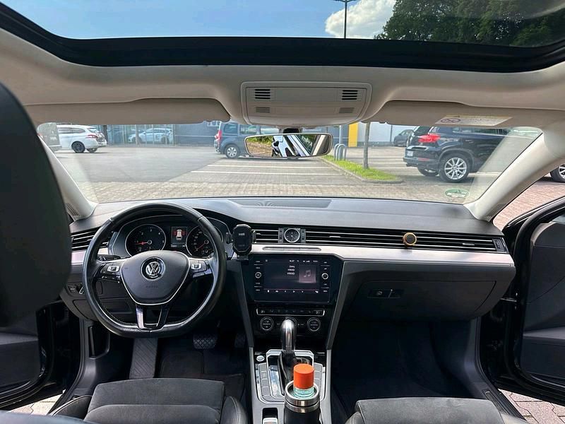 Gebraucht VW Passat 150 PS (110 kW) 2015 Schwarz Kombi