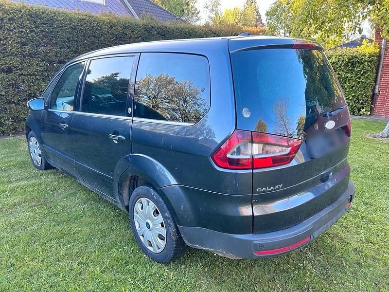 Gebraucht Ford Galaxy 140 PS (102 kW) 2007 Grau Van / Kleinbus