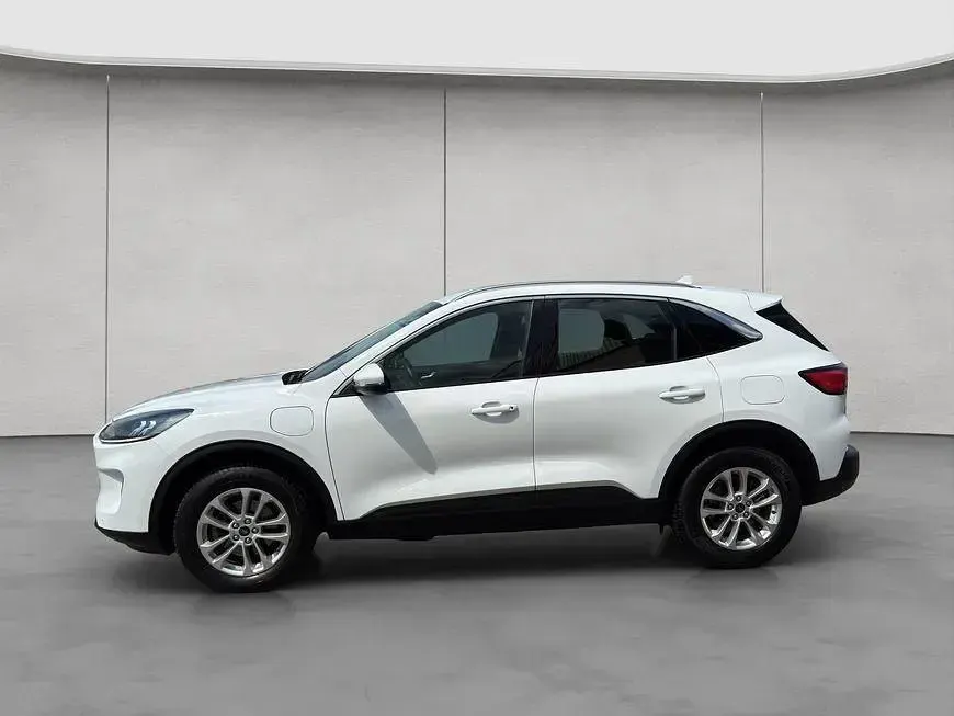 Gebraucht Ford Kuga Titanium 224 PS (164 kW) 2022 Frozen white SUV