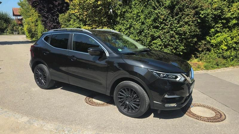 Schwarz Gebraucht 2018 Nissan Qashqai SUV | 15.000 € - Bild 1/4