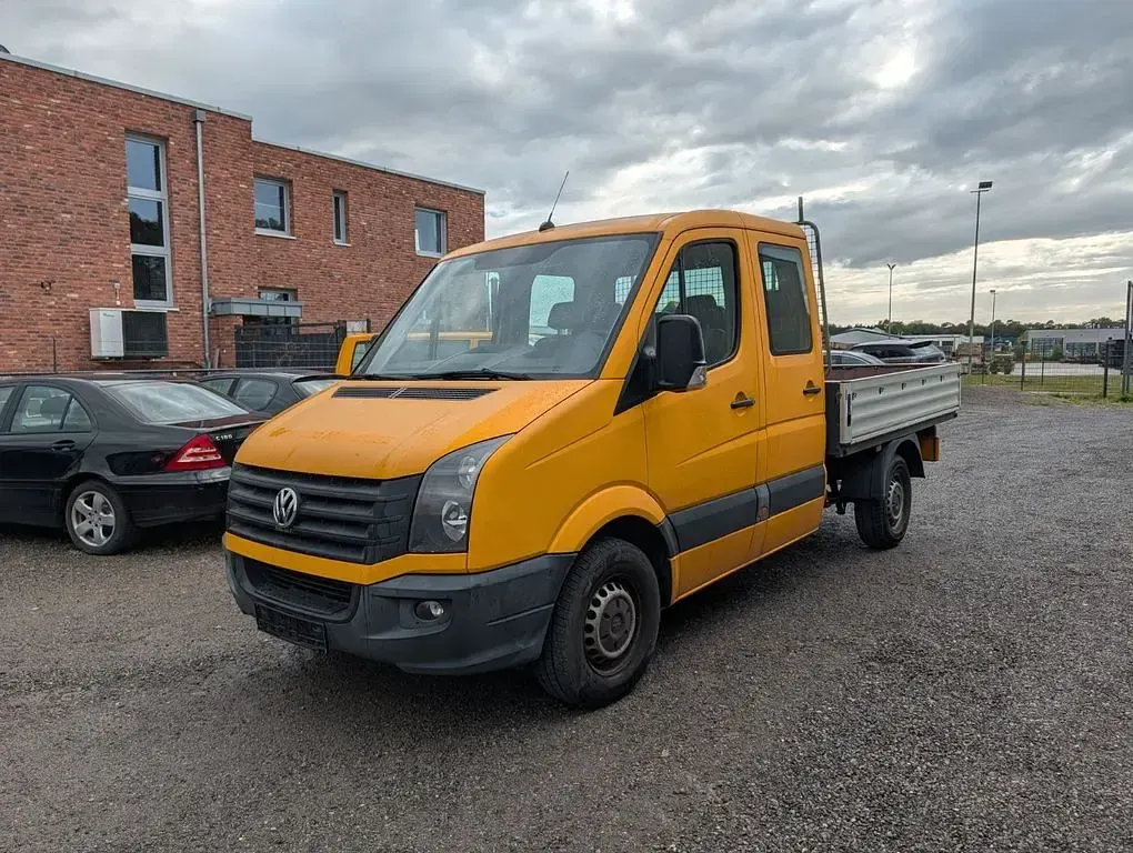 Gebraucht VW Crafter 136 PS (100 kW) 2015 Orange Van