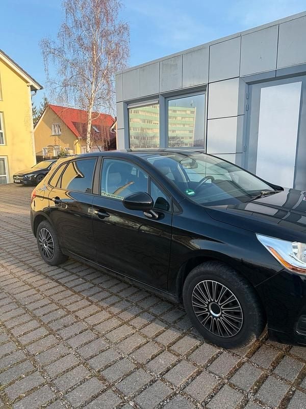 Gebraucht Citroën C4 95 PS (69 kW) 2011 Schwarz Limousine