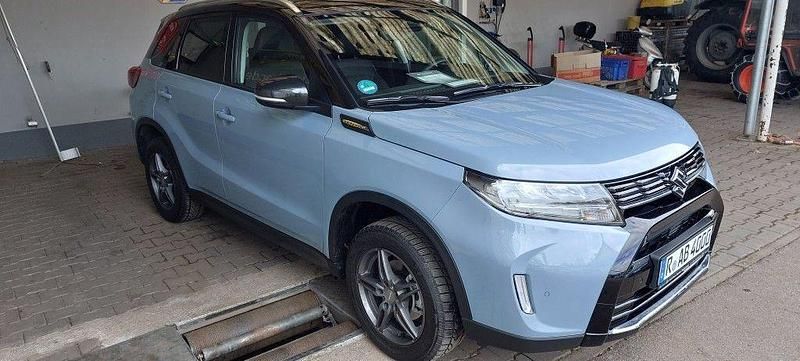 Gebraucht Suzuki Vitara Comfort+ 110 PS (80 kW) 2025 Blau SUV