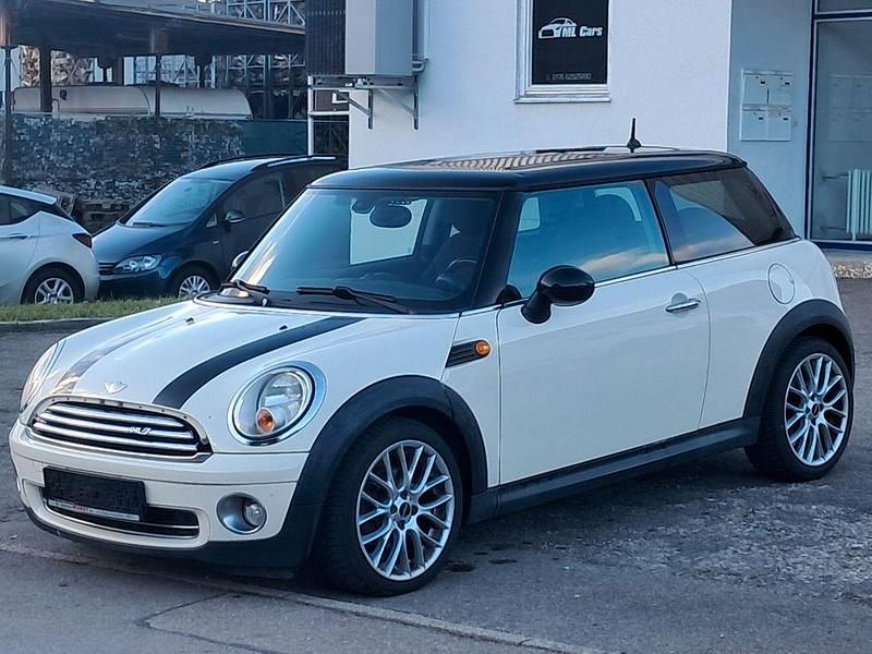 Weiß Gebraucht 2007 Mini Cooper Kleinwagen | 3.900 € (Fairer Preis) - Bild 1/4