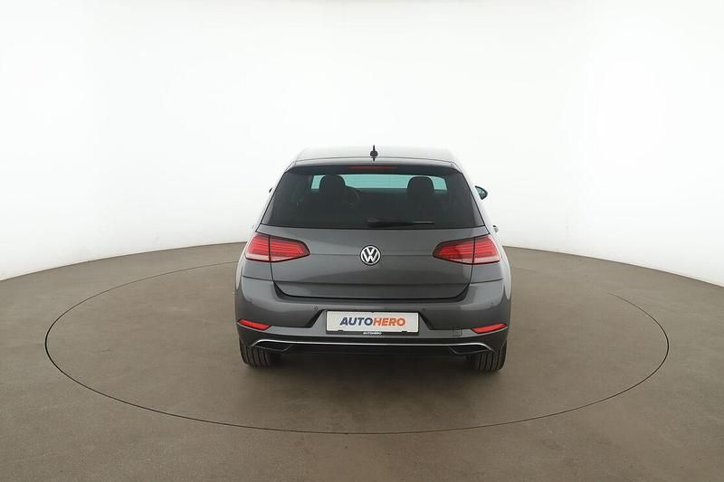Gebraucht VW Golf VII Join 150 PS (110 kW) 2018 Grau Limousine