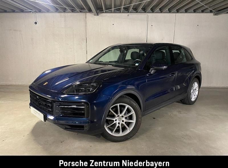 Blau Gebraucht 2024 Porsche Cayenne SUV | 90.849 € (Fairer Preis) - Bild 1/4