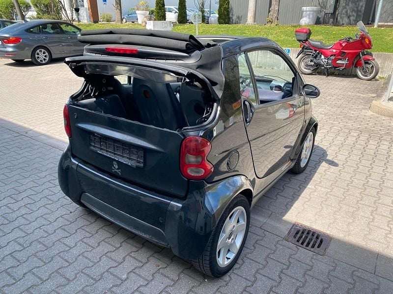 Gebraucht Smart ForTwo Cabrio 45 PS (33 kW) 2002 Schwarz Cabrio
