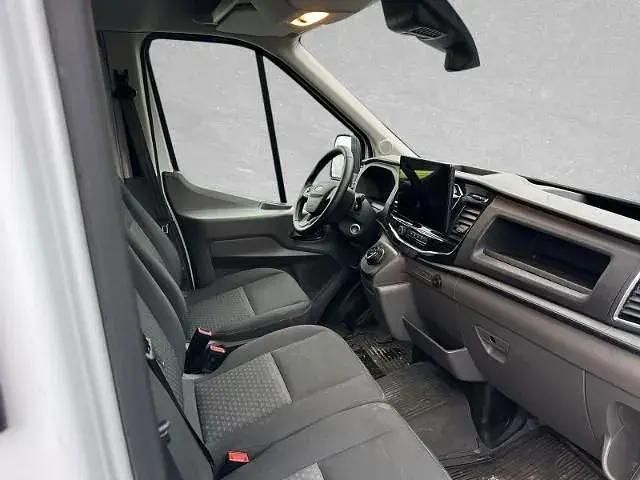 Gebraucht Ford Transit Trend 100 kW (136 PS) 2024 Weiß Van / Kleinbus