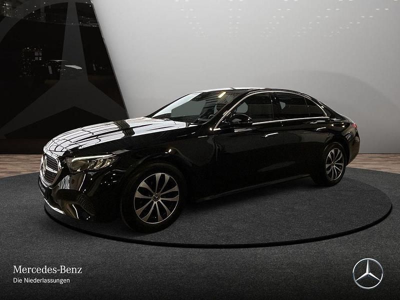 Gebraucht Mercedes E200 Advanced 204 PS (150 kW) 2025 Schwarz Limousine