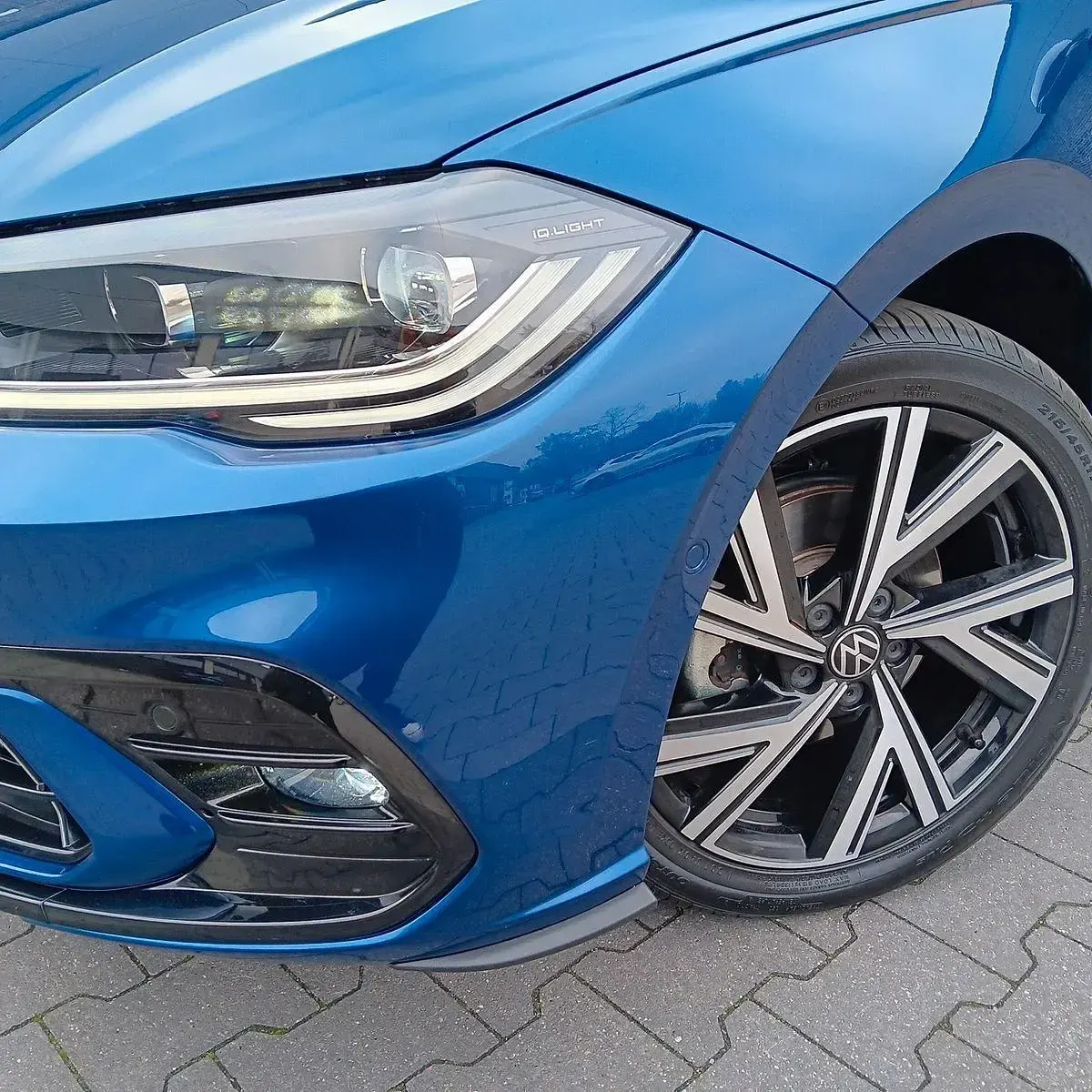 Gebraucht VW Polo R-line 110 PS (80 kW) 2024 Blau Kleinwagen