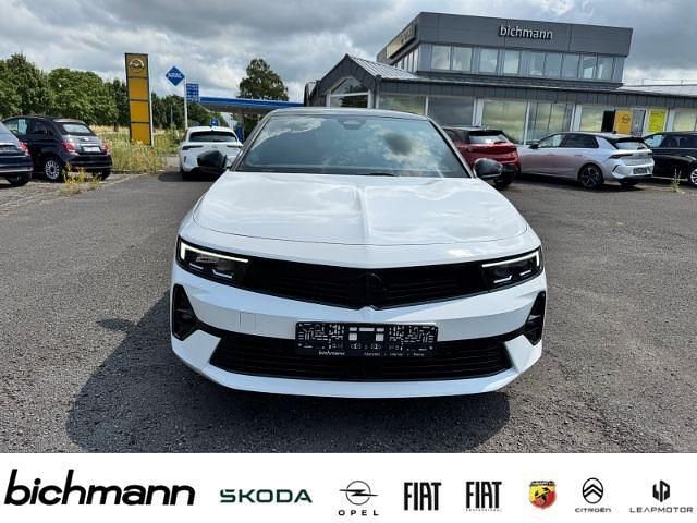 Gebraucht Opel Astra 131 PS (96 kW) 2024 Weiss Limousine