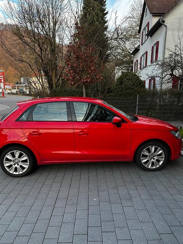 Second-hand Audi A1 85 CP (62 kW) 2013 Roșu Hatchback