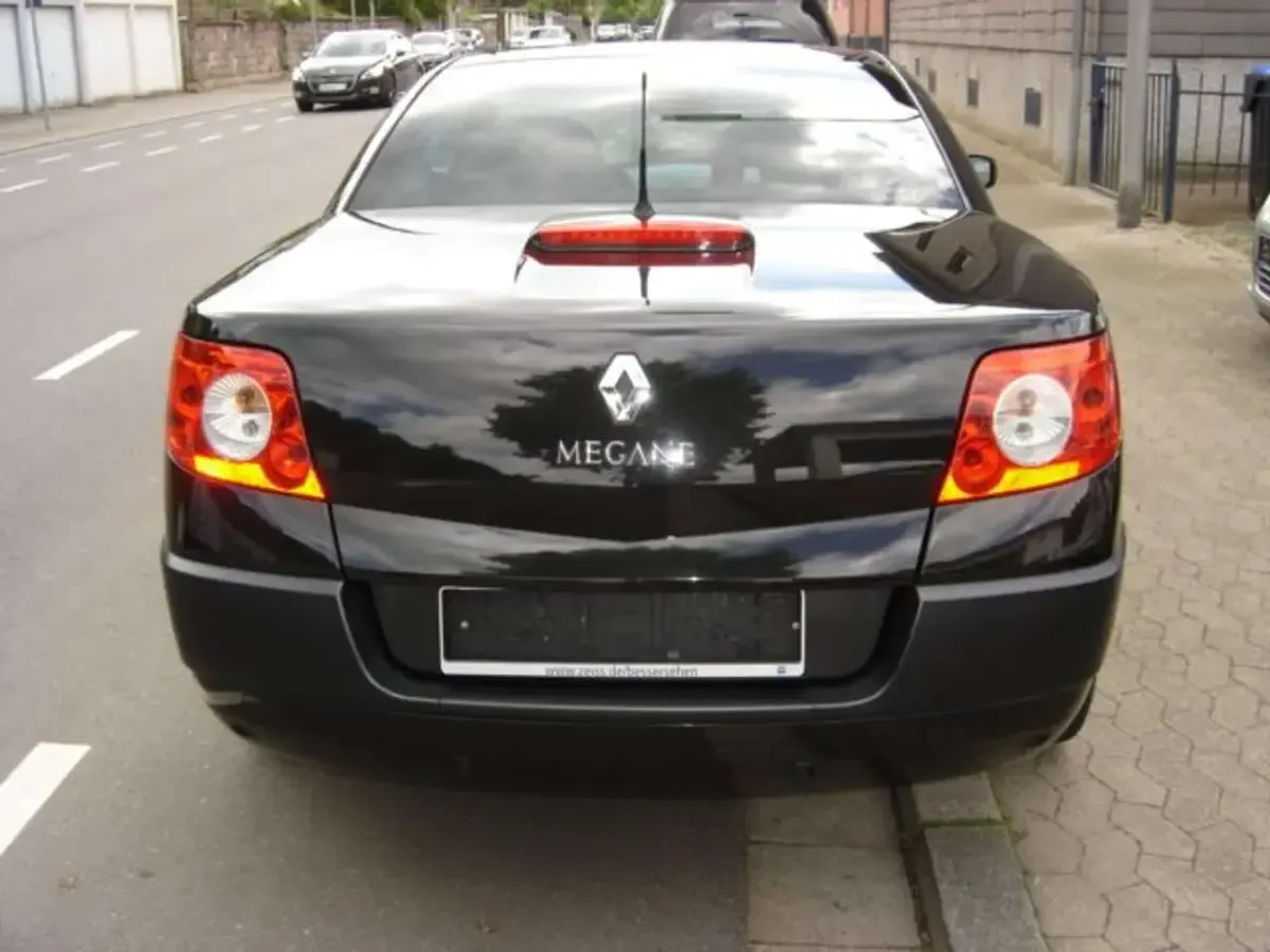 Gebraucht Renault Mégane Cabriolet 135 PS (99 kW) 2008 Schwarz Cabrio