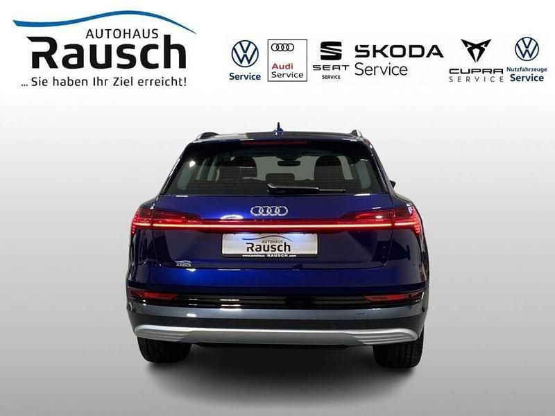 Gebraucht Audi e-tron Advanced 230 kW (313 PS) 2022 Blau SUV