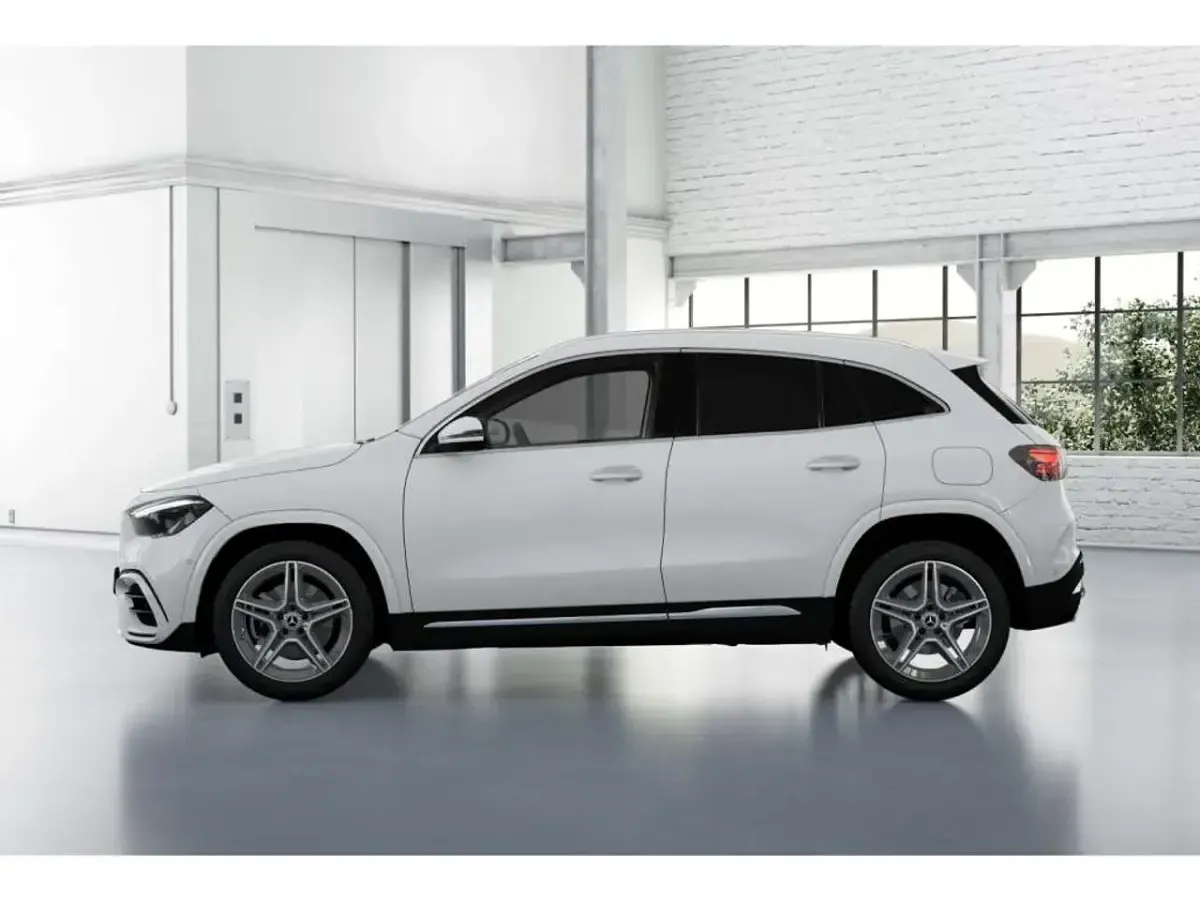 Gebraucht Mercedes GLA220 AMG 190 PS (139 kW) 2025 Weiß unilack polarweiß SUV