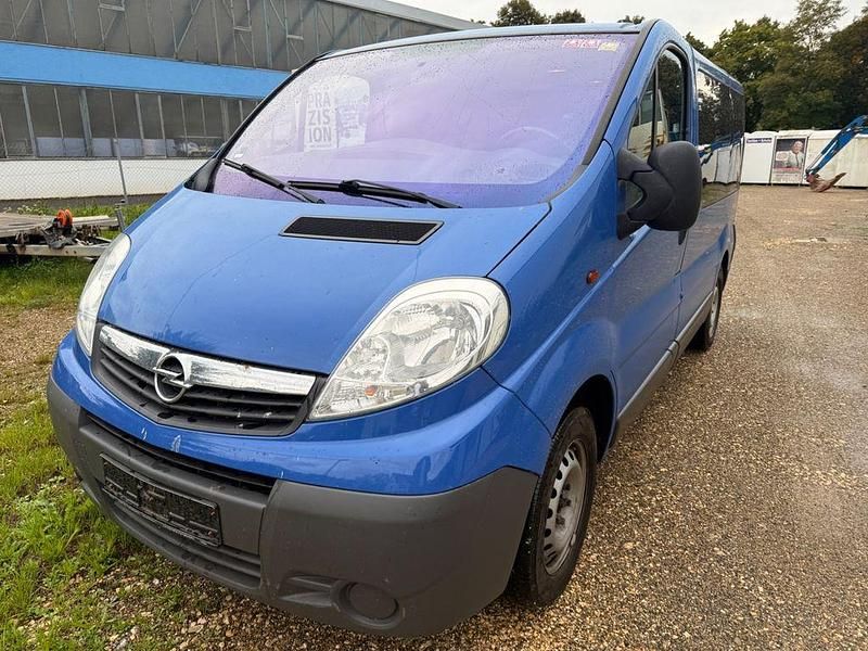 Blau Gebraucht 2010 Opel Vivaro Van | 5.999 € - Bild 1/4