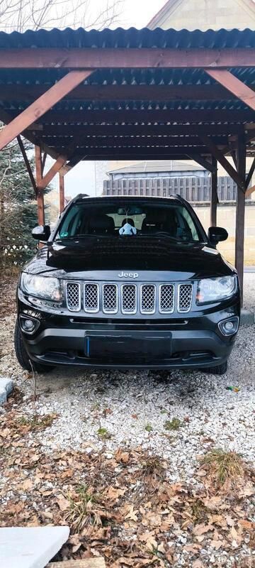 Schwarz Gebraucht 2014 Jeep Compass SUV | 6.100 € (Fairer Preis) - Bild 1/4