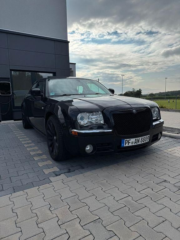 Schwarz Gebraucht 2009 Chrysler 300C Limousine | 9.999 € (Teuer) - Bild 1/4