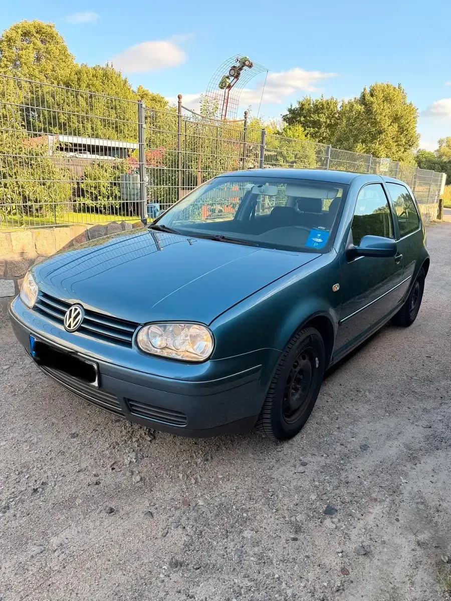 Gebraucht VW Golf IV 101 PS (74 kW) 2004 Blau Coupé