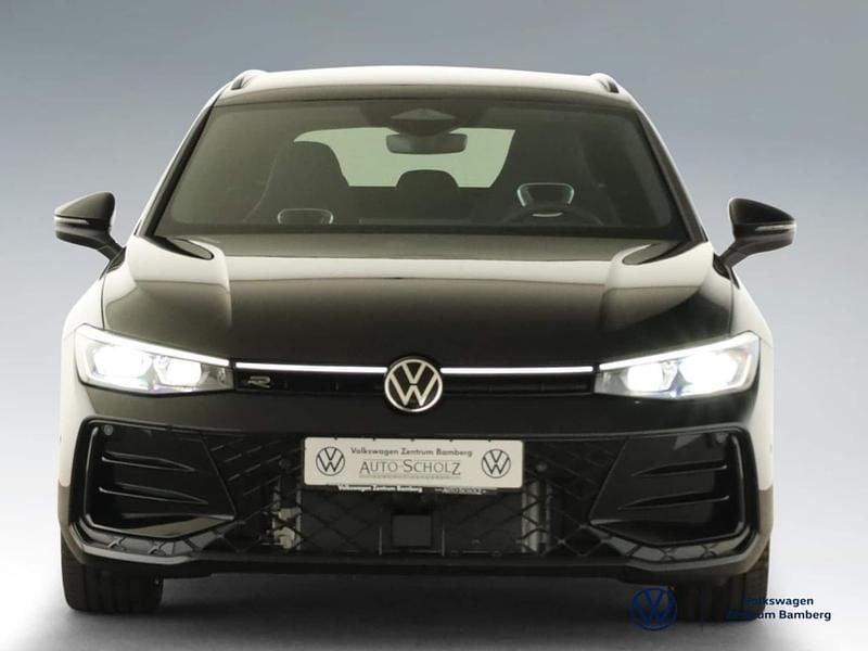 Neu VW Passat R-line Plus 193 PS (141 kW) 2025 Schwarz Kombi