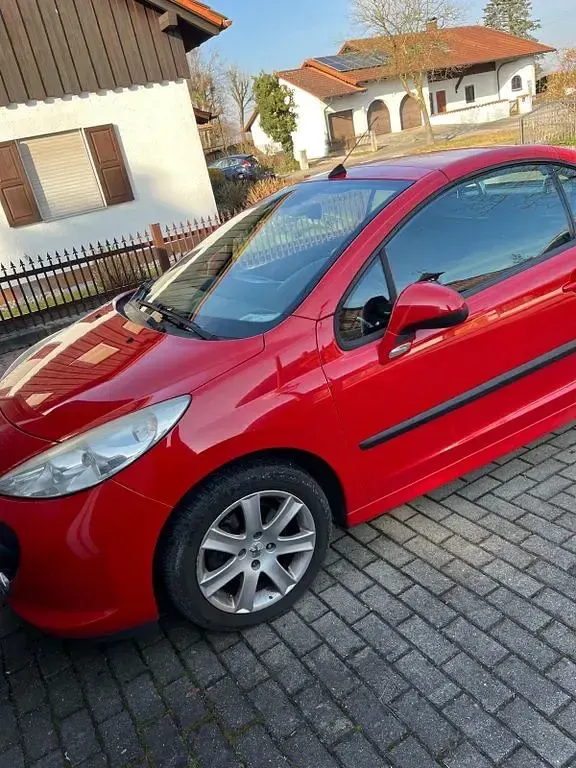Gebraucht Peugeot 207 CC Sport 120 PS (88 kW) 2006 Rot Cabrio