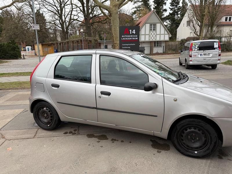 Gebraucht Fiat Punto 80 PS (58 kW) 2001 Silber Kleinwagen