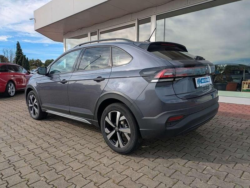 Neu VW Taigo 116 PS (85 kW) 2025 Grau SUV