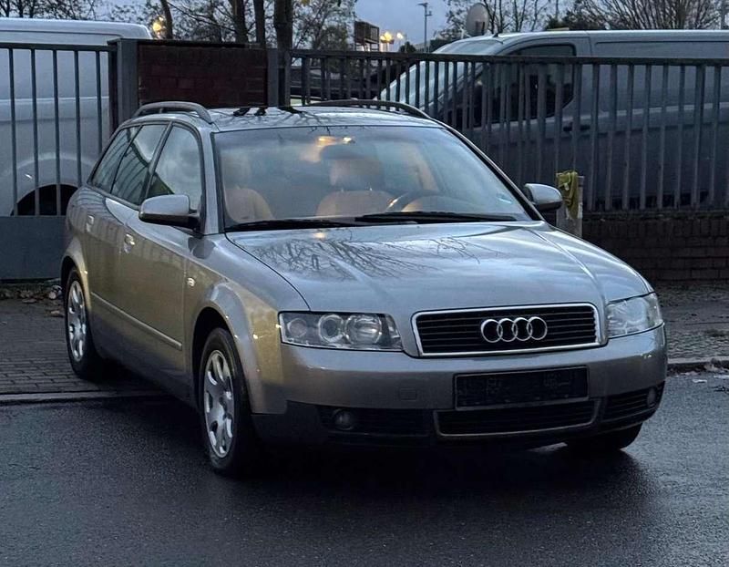 Gebraucht Audi A4 151 PS (111 kW) 2002 Silber Kombi