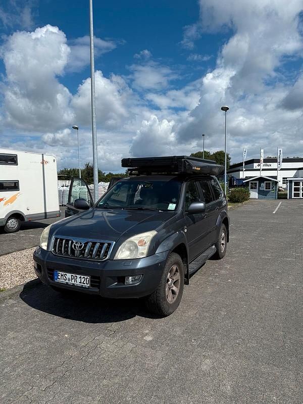 Grau Gebraucht 2006 Toyota Land Cruiser SUV | 15.990 € - Bild 1/4