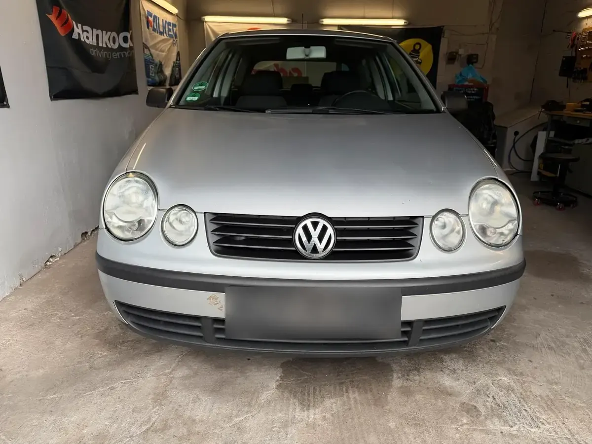 Gebraucht VW Polo 54 PS (39 kW) 2005 Silber Kleinwagen