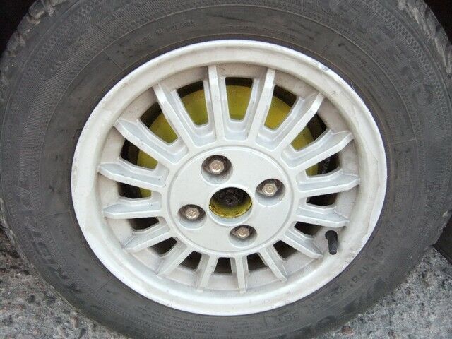 Gebraucht Skoda 105 46 PS (33 kW) 1981 Gelb Limousine