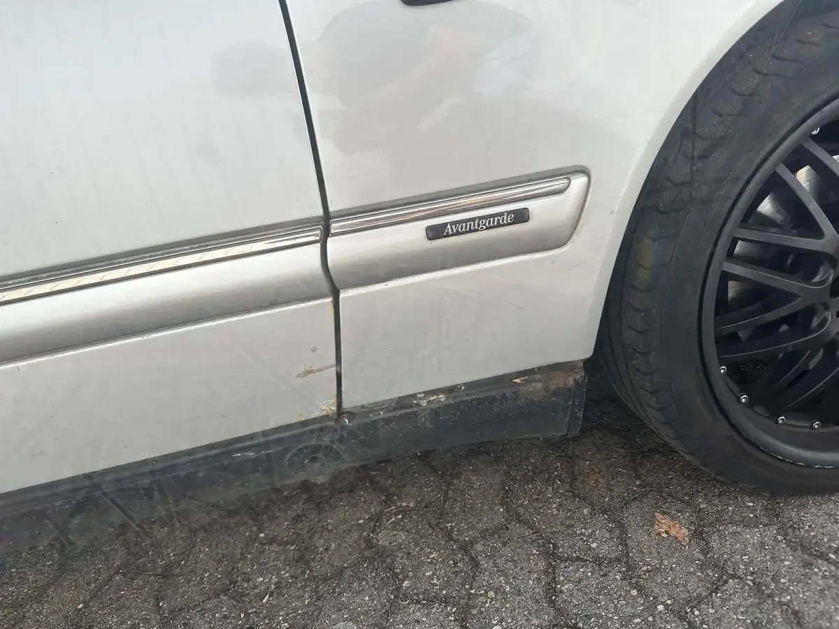Gebraucht Mercedes E320 224 PS (164 kW) 1999 Silber Limousine