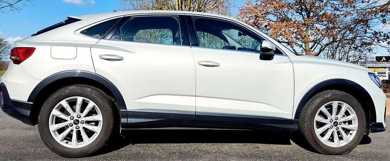 Gebraucht Audi Q3 Ambiente 150 PS (110 kW) 2023 Silber SUV