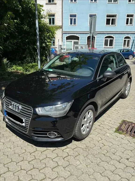 Gebraucht Audi A1 Ambition 122 PS (89 kW) 2012 Schwarz Kleinwagen
