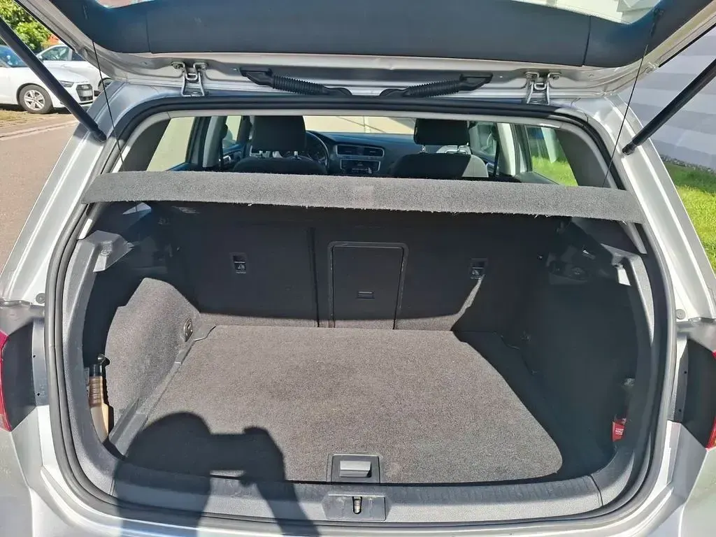 Gebraucht VW Golf VII Trendline 110 PS (80 kW) 2013 Silber Limousine