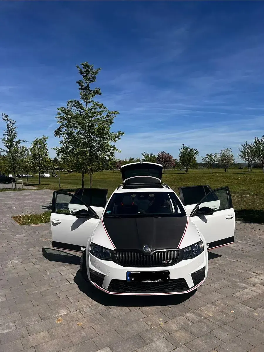 Gebraucht Skoda Octavia RS 220 PS (161 kW) 2014 Weiß Kombi
