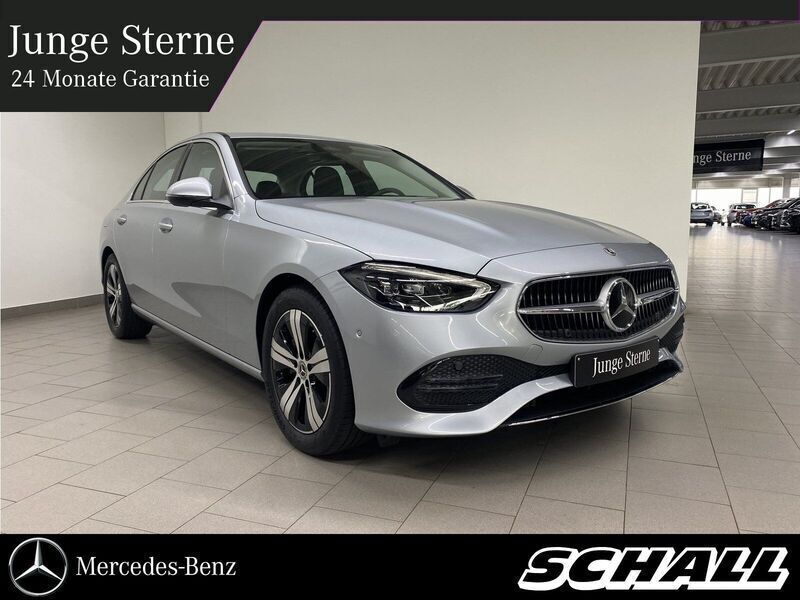 Silber Gebraucht 2024 Mercedes C180 Avantgarde Limousine | 38.889 € (Fairer Preis) - Bild 1/4