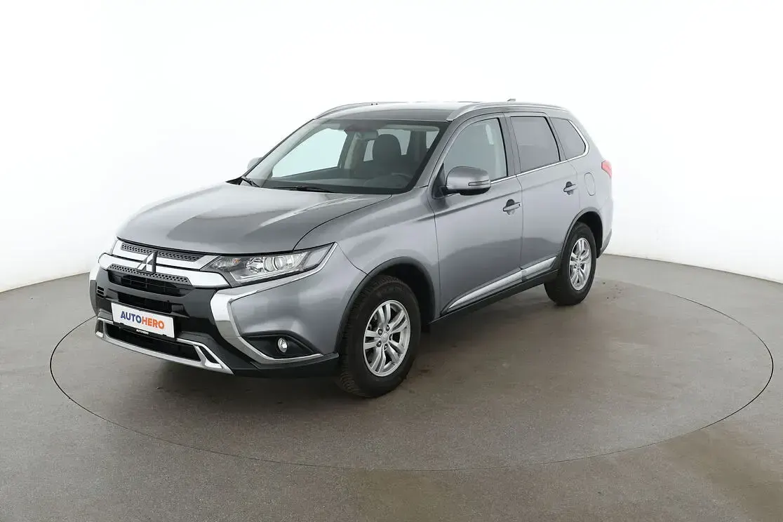 Gebraucht Mitsubishi Outlander Diamant Edition 150 PS (110 kW) 2020 SUV