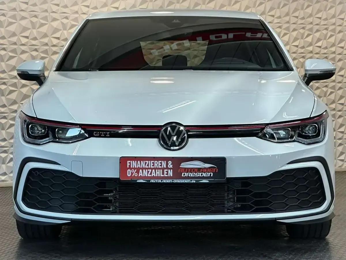 Gebraucht VW Golf VIII GTI 245 PS (180 kW) 2020 Pure white Limousine