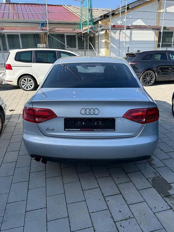 Gebraucht Audi A4 Ambiente 120 PS (88 kW) 2008 Silber Limousine