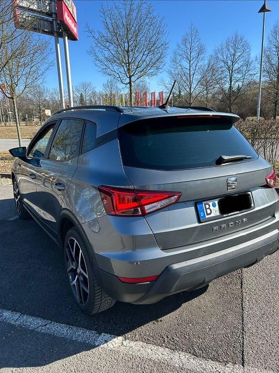 Gebraucht Seat Arona Style 116 PS (85 kW) 2018 Grau SUV