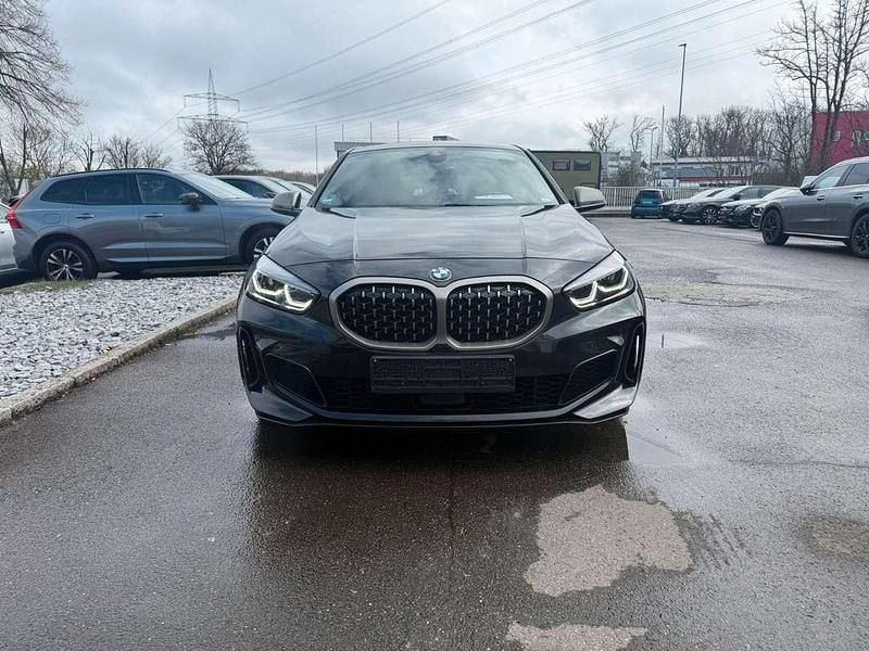 Gebraucht BMW 135 306 PS (225 kW) 2021 Saphirschwarz Kleinwagen