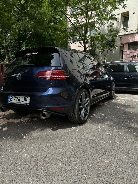 Blau Gebraucht 2015 VW Golf VII GTE Limousine | 11.000 € (Etwas zu teuer) - Bild 1/4
