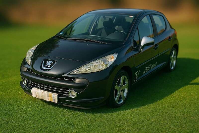 Schwarz Gebraucht 2006 Peugeot 207 Sport Kleinwagen | 2.500 € (Guter Preis) - Bild 1/4