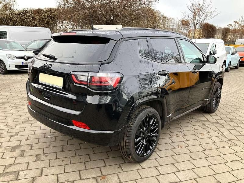 Gebraucht Jeep Compass Night Eagle 131 PS (96 kW) 2023 Solidblack SUV